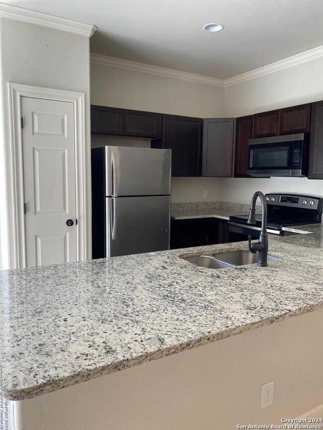 16719 Jupiter Haven unit 3, Selma, TX 78154 - photo 5