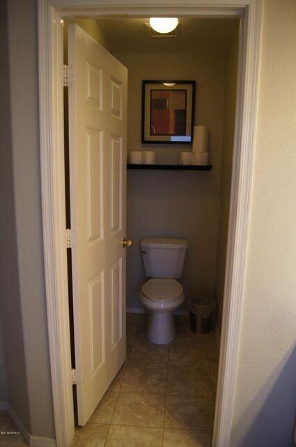 2302 E Torrey Pines - 3rd Bathroom