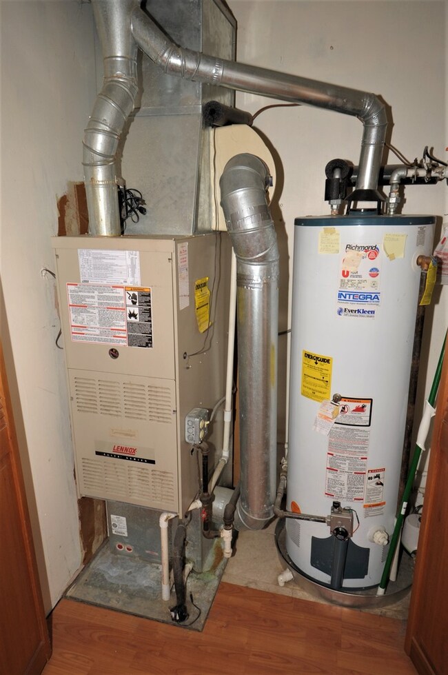 3103 Martin Ln, Rolling Meadows, IL 60008 - photo 3