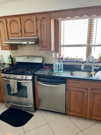 5 Morrow Rd unit 2, Boston, MA 02135 - photo 4