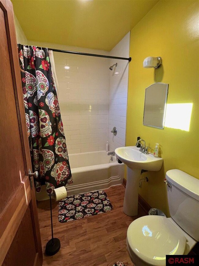 27 27 N Highland Ave, New Ulm, MN 56073 - photo 6