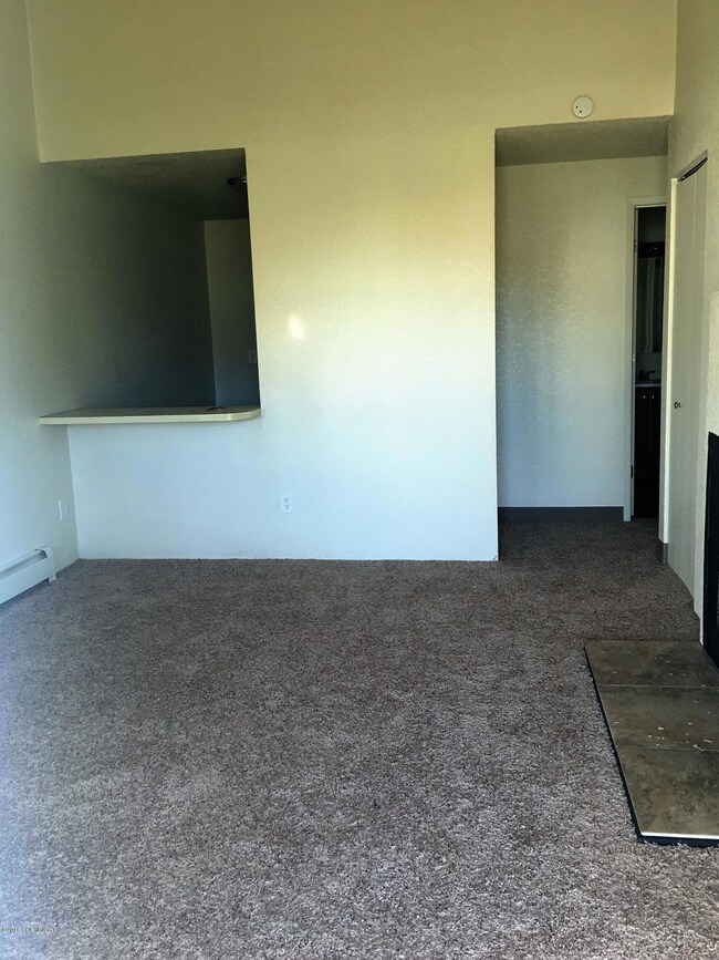4448 reka living kitchen area