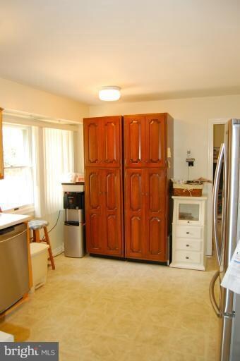 12 Tyburn Ct, Lutherville Timonium, MD 21093 - photo 4