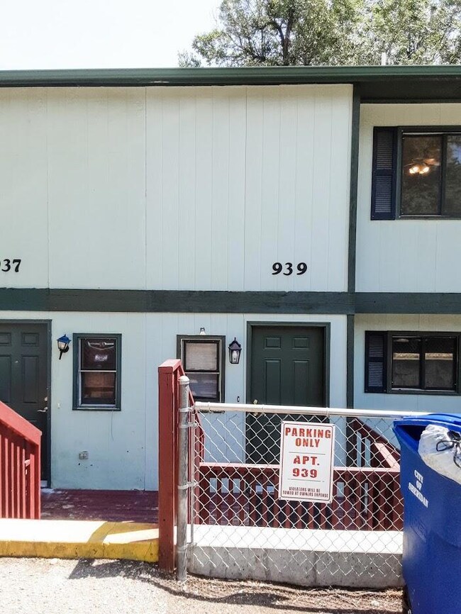 939 - 1