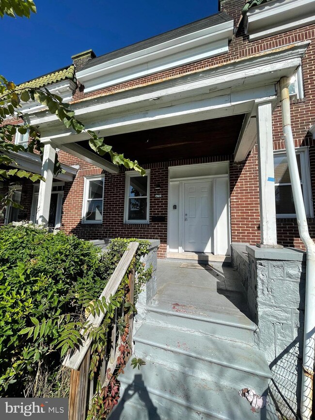 1920 E 29th St, Baltimore, MD 21218 - photo 2