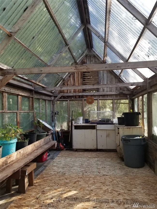 28620 Orting Kapowsin Hwy E, Graham, WA 98338 - photo 2