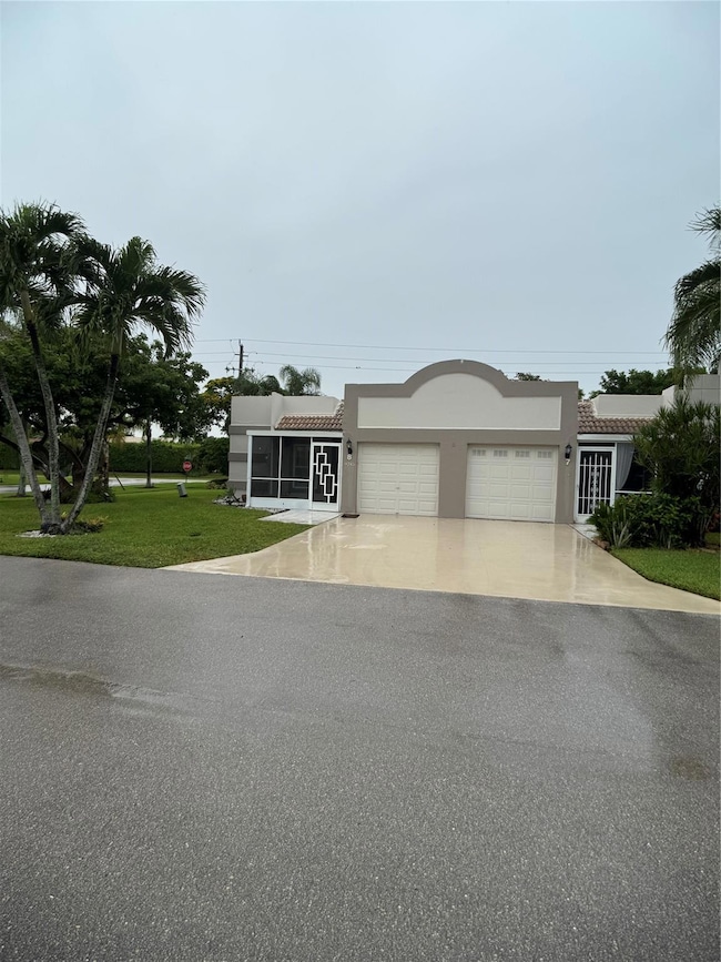 9245 Flynn Cir unit 8, Boca Raton, FL 33496 - photo 2