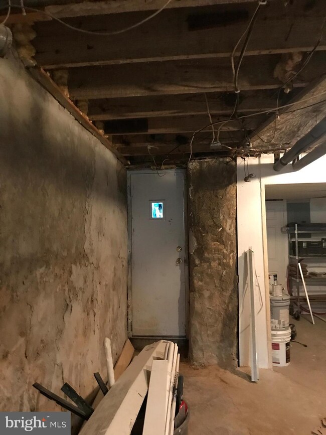 128 N 3rd St, Darby, PA 19023 - photo 7