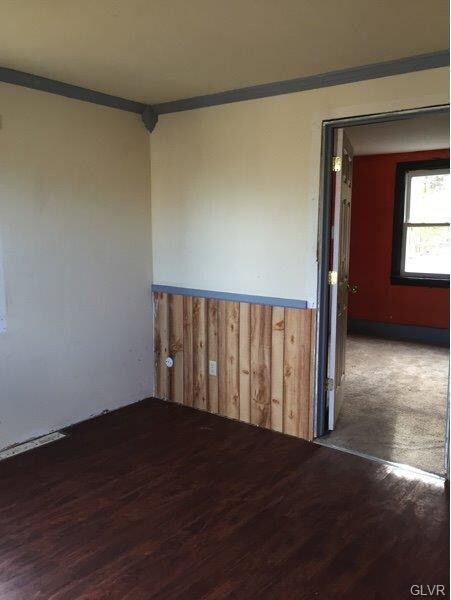 442 Thomas St, Alburtis, PA 18011 - photo 4