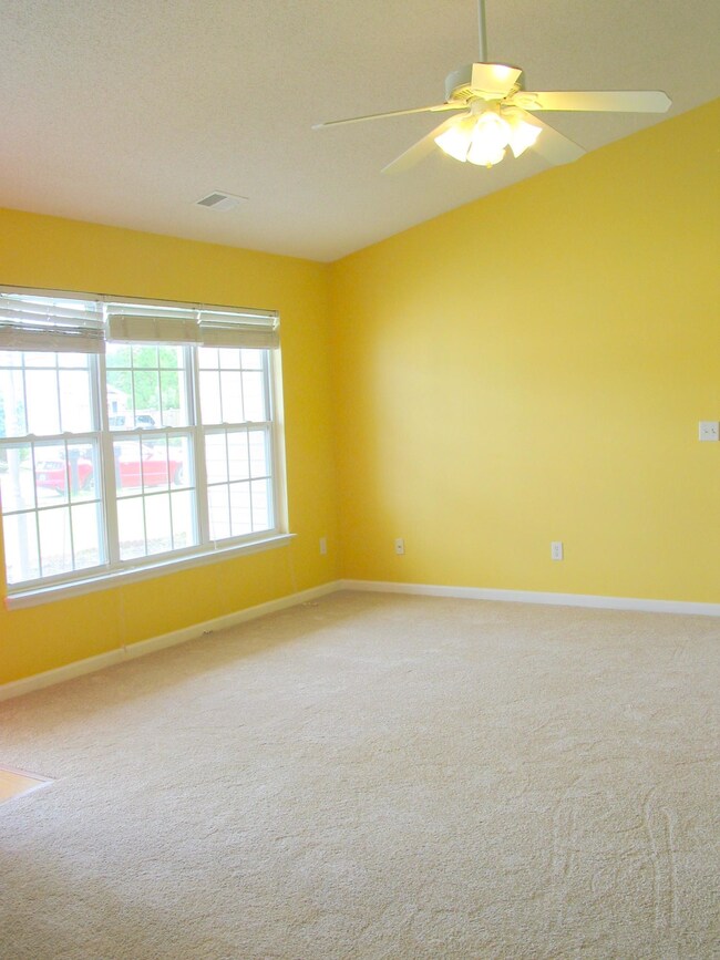 Living room 2