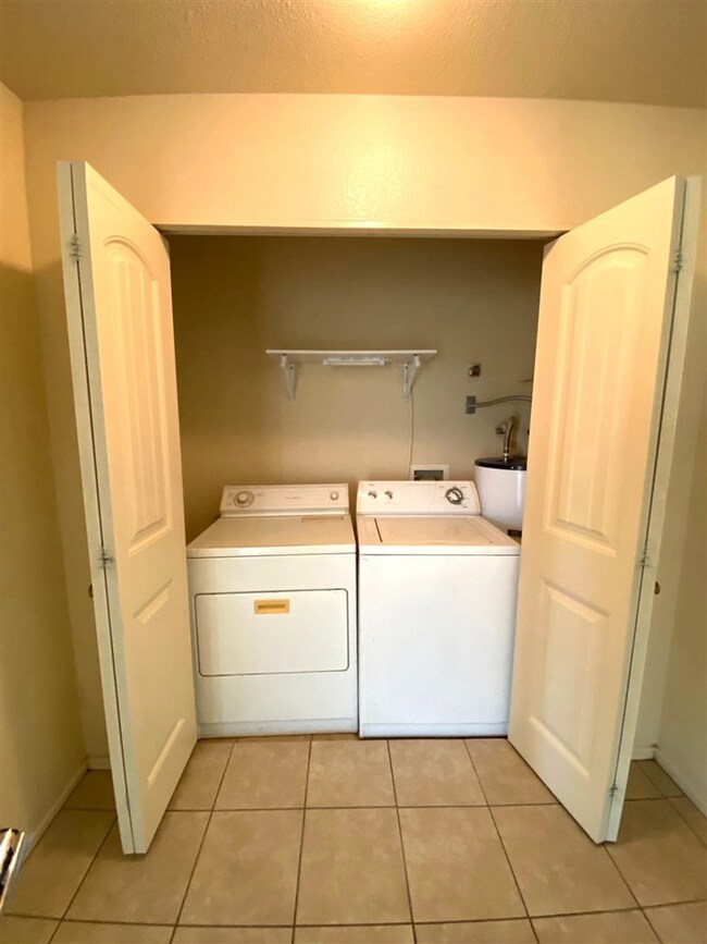 2049 S 46th Way, Yuma, AZ 85364 - photo 7