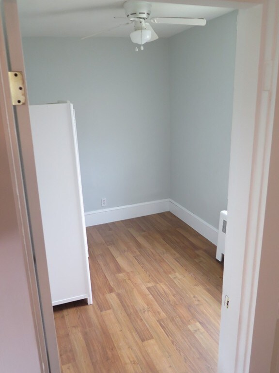 546 E 6th St unit 3, Boston, MA 02127 - photo 5