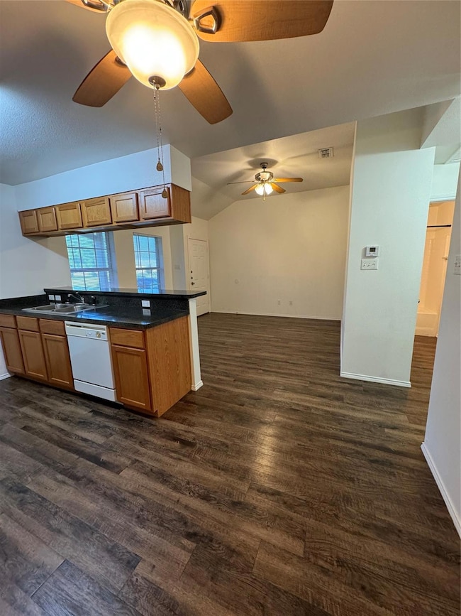 641 Woodard Ave, Cleburne, TX 76033 - photo 7