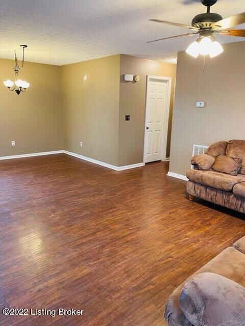 1609 Angela Way living room 3
