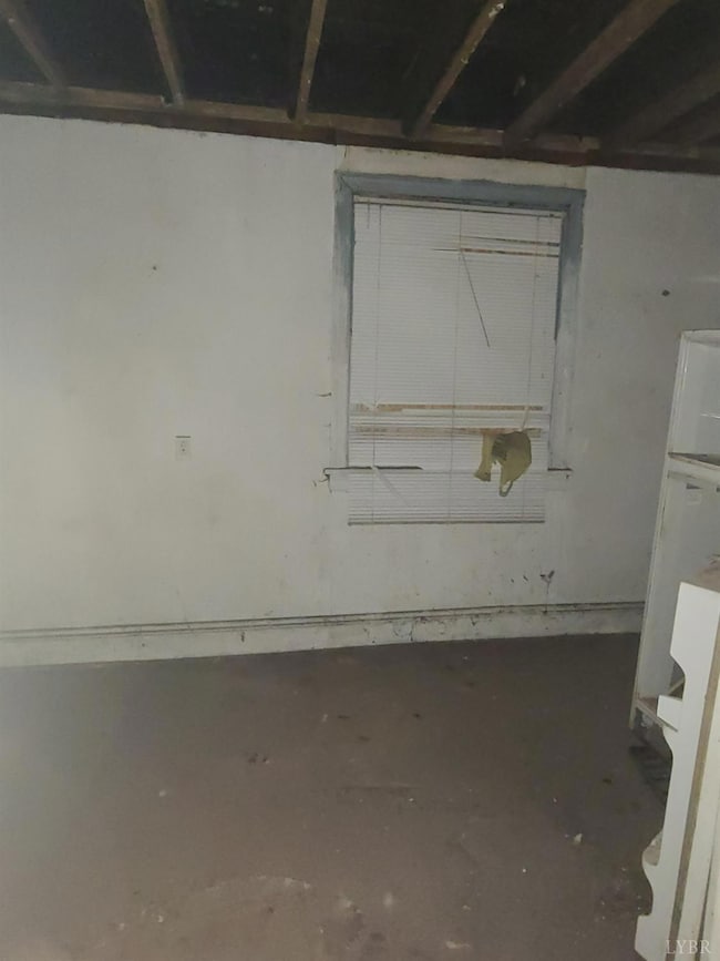 1814 E Lynch St, Lynchburg, VA 24504 - photo 6