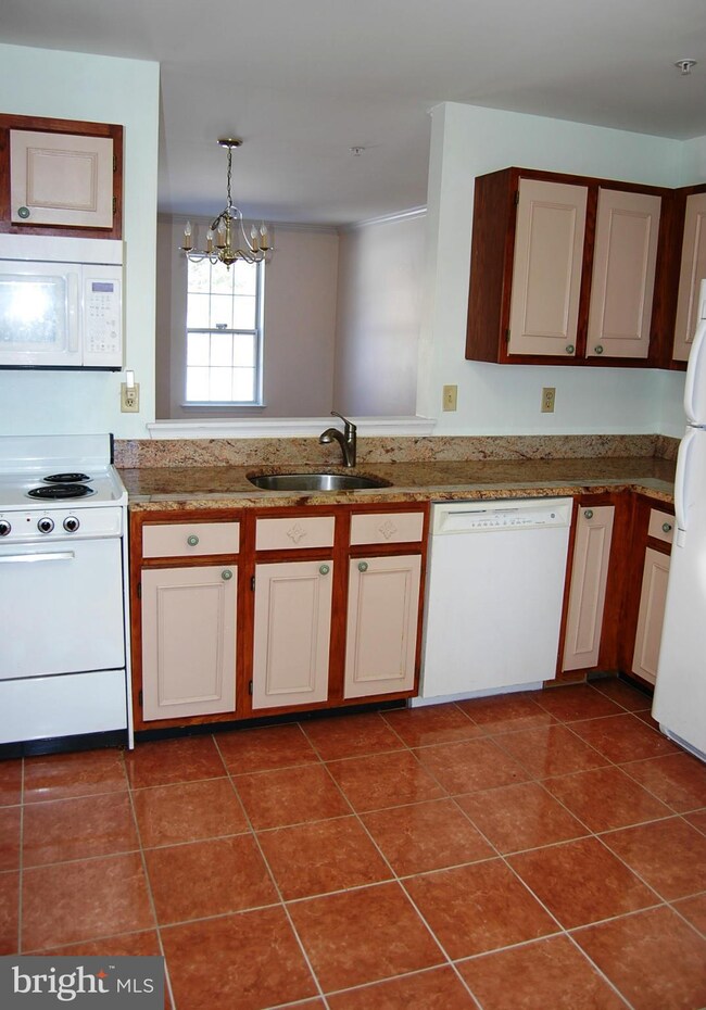 12536 Granite Ridge Dr, North Potomac, MD 20878 - photo 3