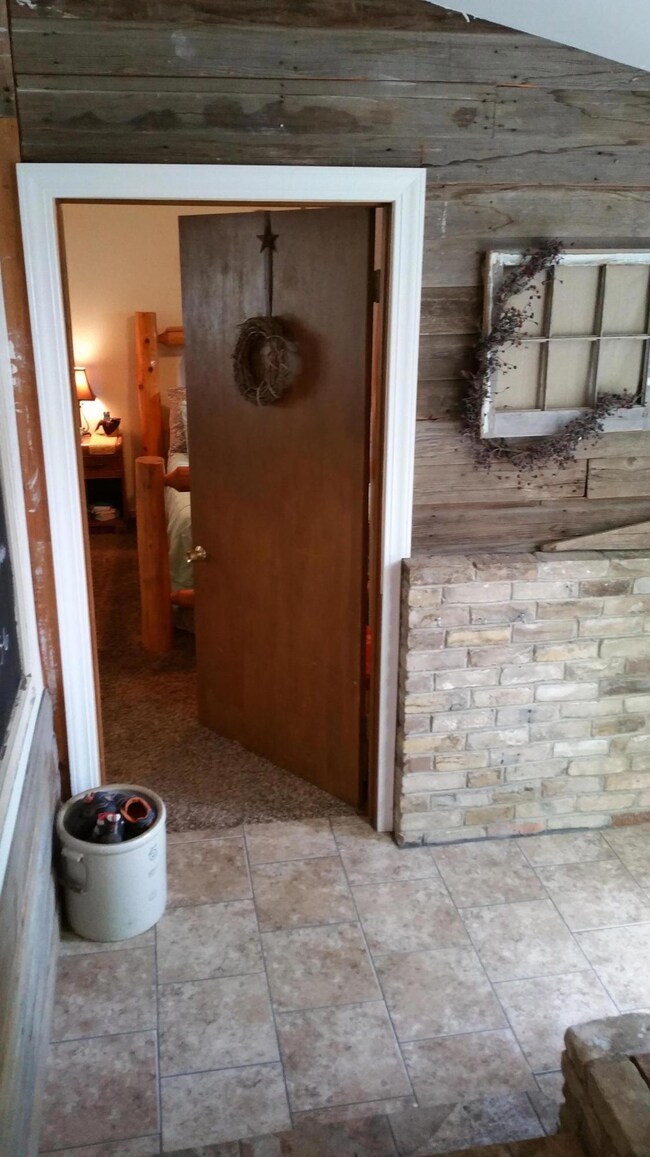 Back entry<|><|>