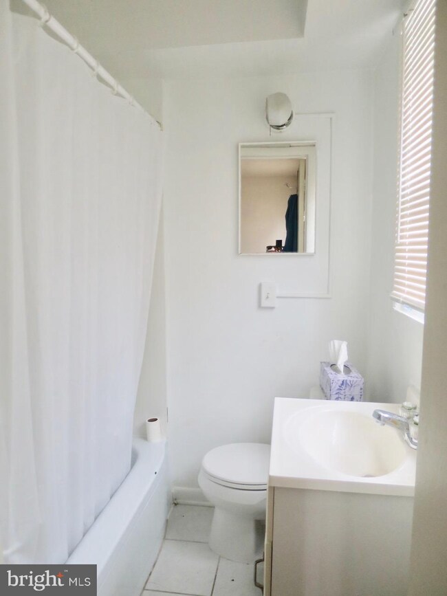 6221 Frederick Rd, Catonsville, MD 21228 - photo 6