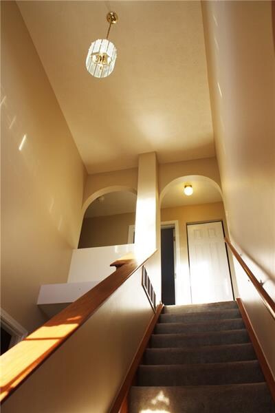 Enter into this gorgeous 2-story foyer