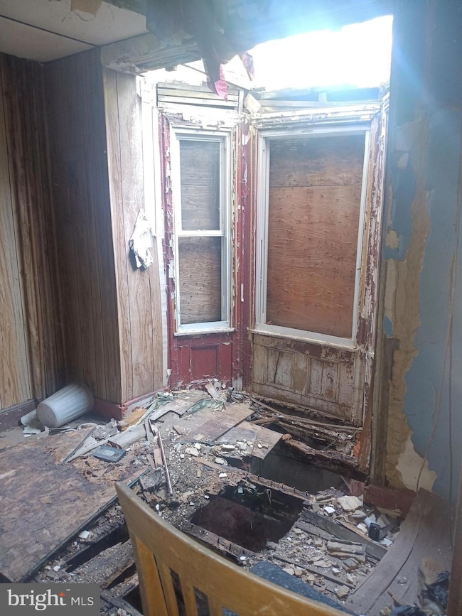 318 Clinton St, Camden, NJ 08103 - photo 5