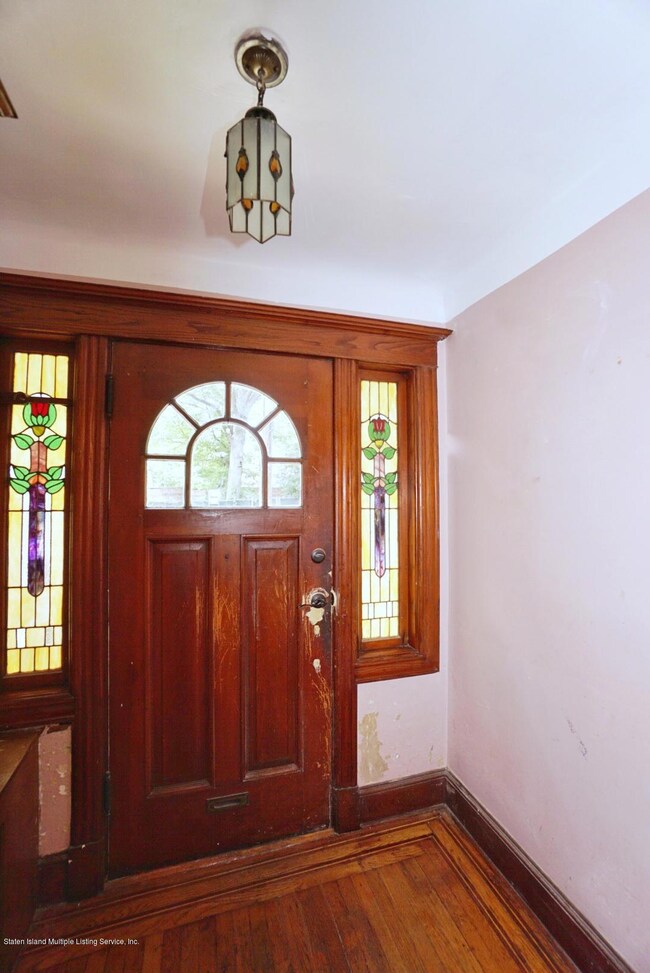 20 Glenwood Place, Staten Island, NY 10310 - photo 5