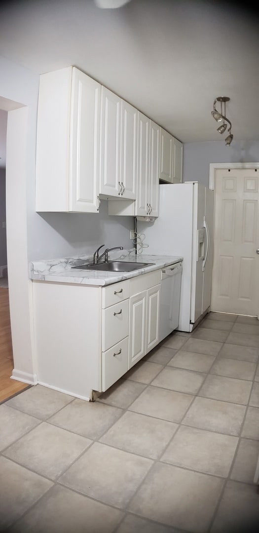 354 Creekside Dr unit 4003, Vernon Hills, IL 60061 - photo 3