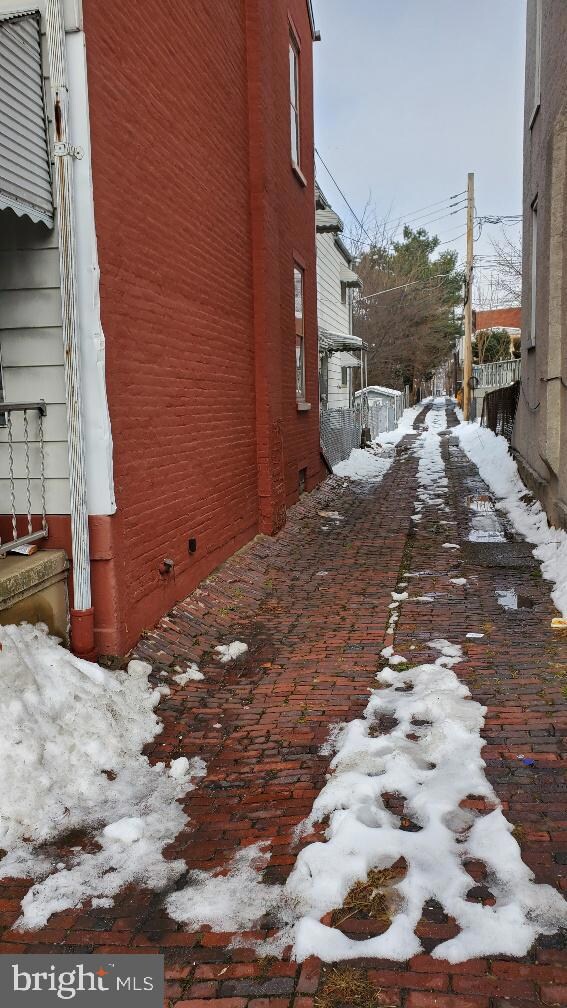 1249 Buttonwood St, Reading, PA 19604 - photo 4