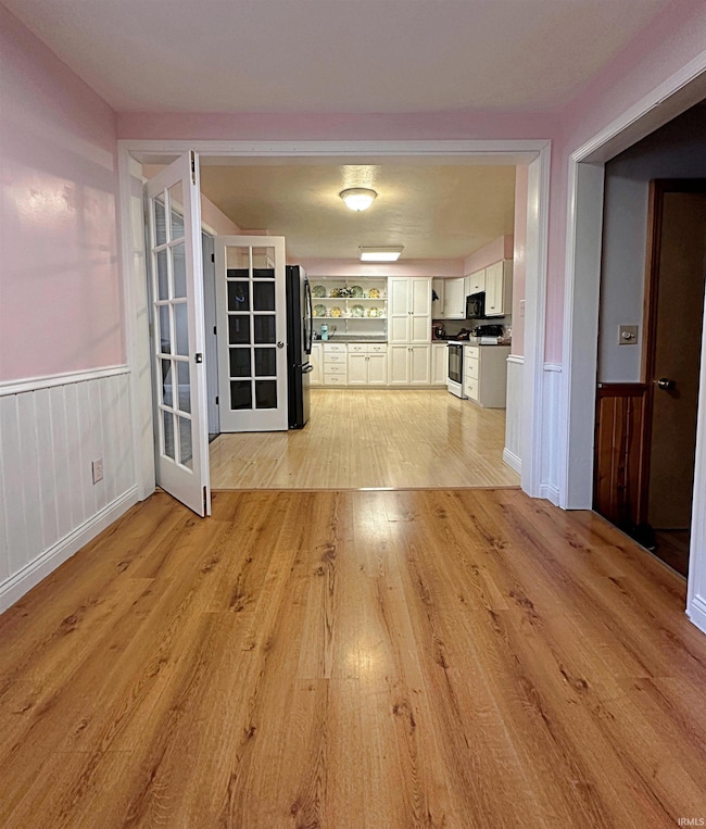 638 E Main St, Elnora, IN 47529 - photo 4