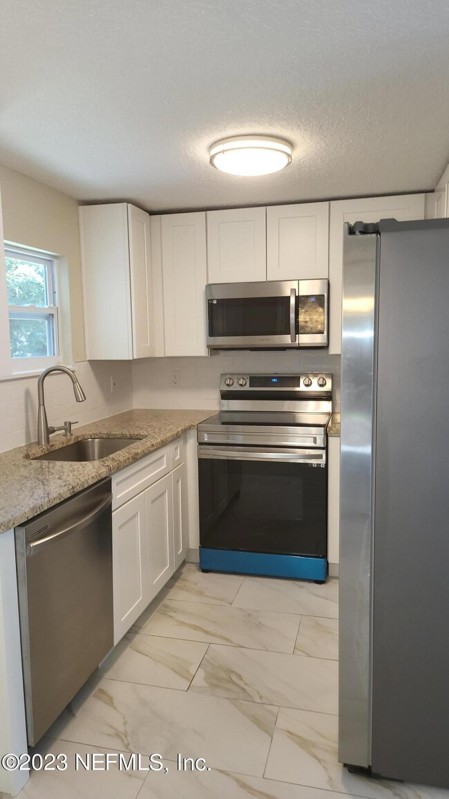 5256 Timawatha Ave, Jacksonville, FL 32210 - photo 6