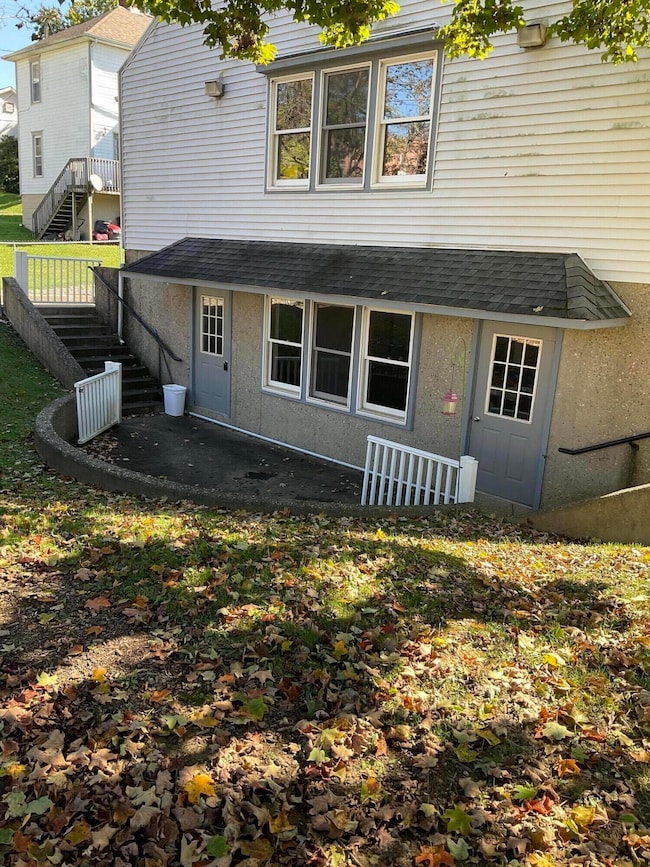 211 S High St, New Lexington, OH 43764 - photo 4