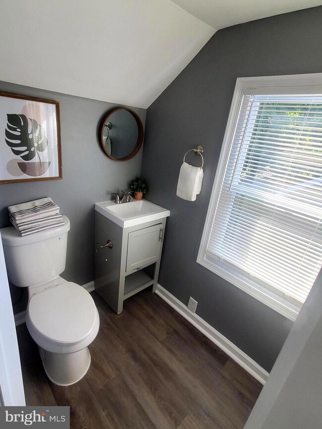 8236 Cornwall Rd, Dundalk, MD 21222 - photo 7