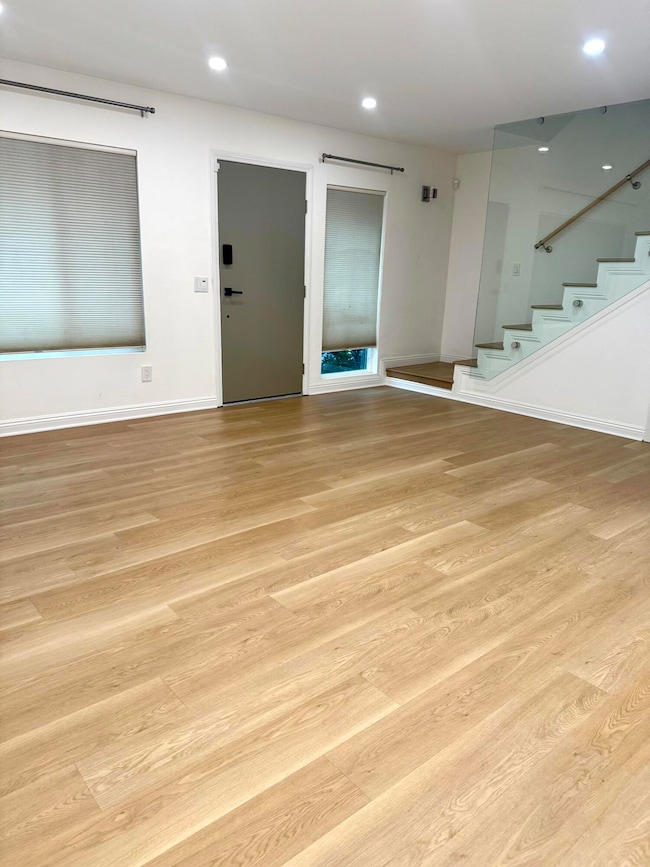 2120 N Indian Canyon Dr unit D, Palm Springs, CA 92262 - photo 4