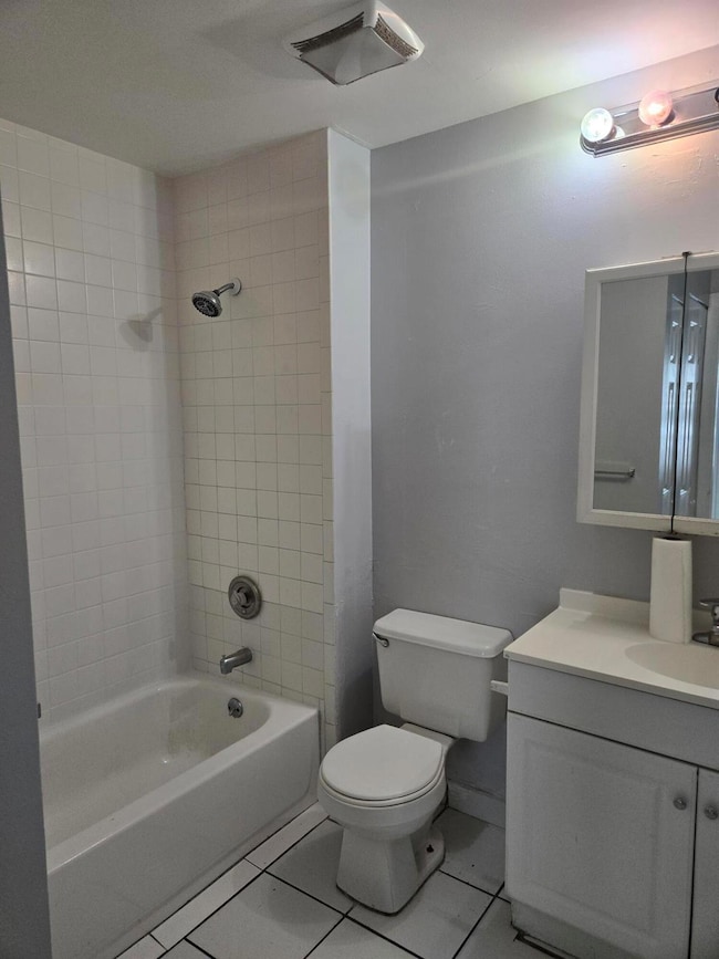 525 Putnam Rd unit 1, West Palm Beach, FL 33405 - photo 5