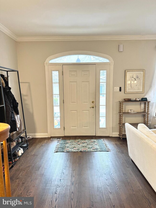 210 Lantern Dr unit 104, Doylestown, PA 18901 - photo 2