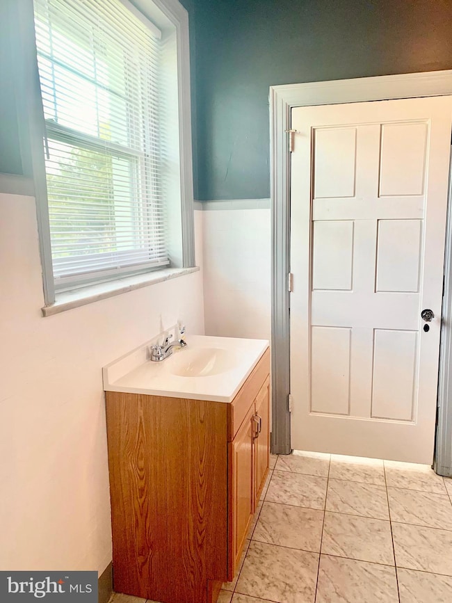 420 Heulings Ave unit 2S, Riverside, NJ 08075 - photo 6