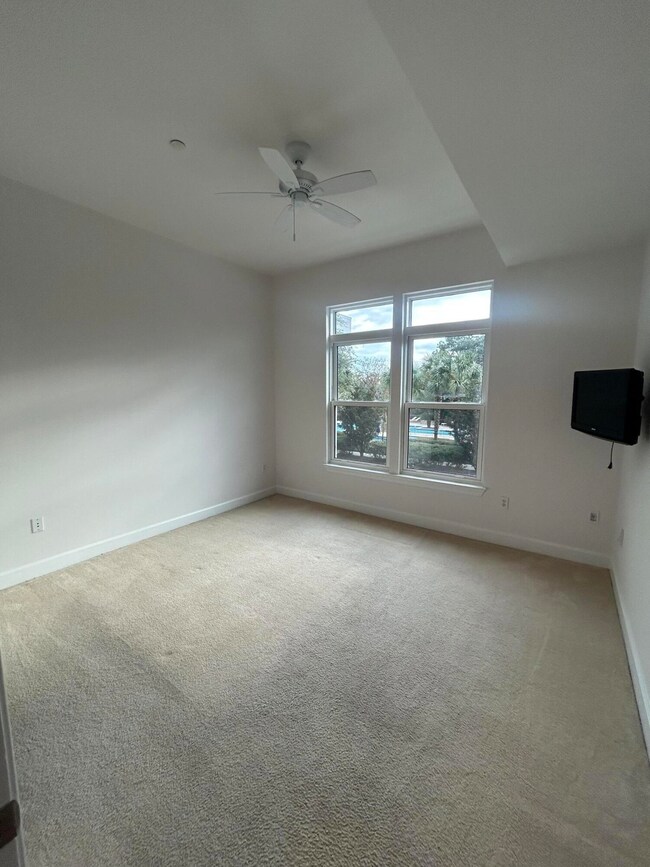 135 Pier View St unit 106, Daniel Island, SC 29492 - photo 5