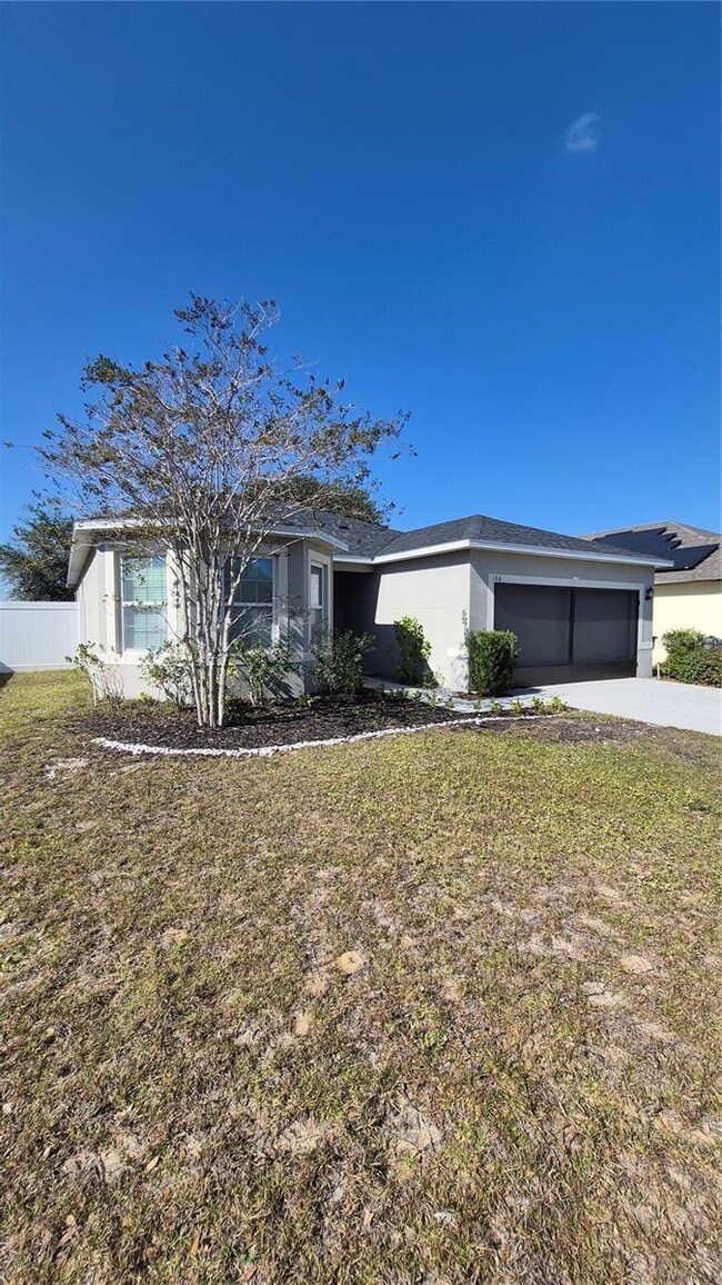 136 Tracy Cir, Haines City, FL 33844 - photo 2