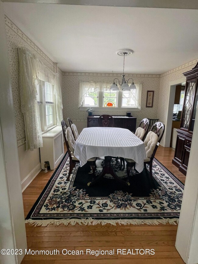 35 Edgemere Dr, Matawan, NJ 07747 - photo 5