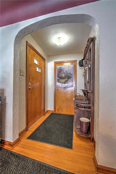 Foyer to front door.