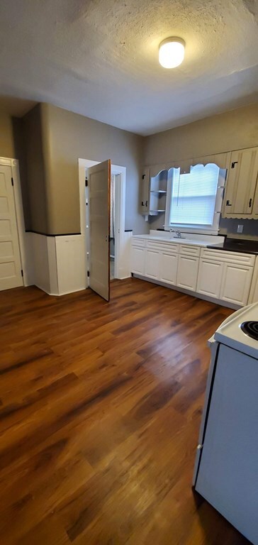 23 Stoneland Rd unit 2, Worcester, MA 01603 - photo 6