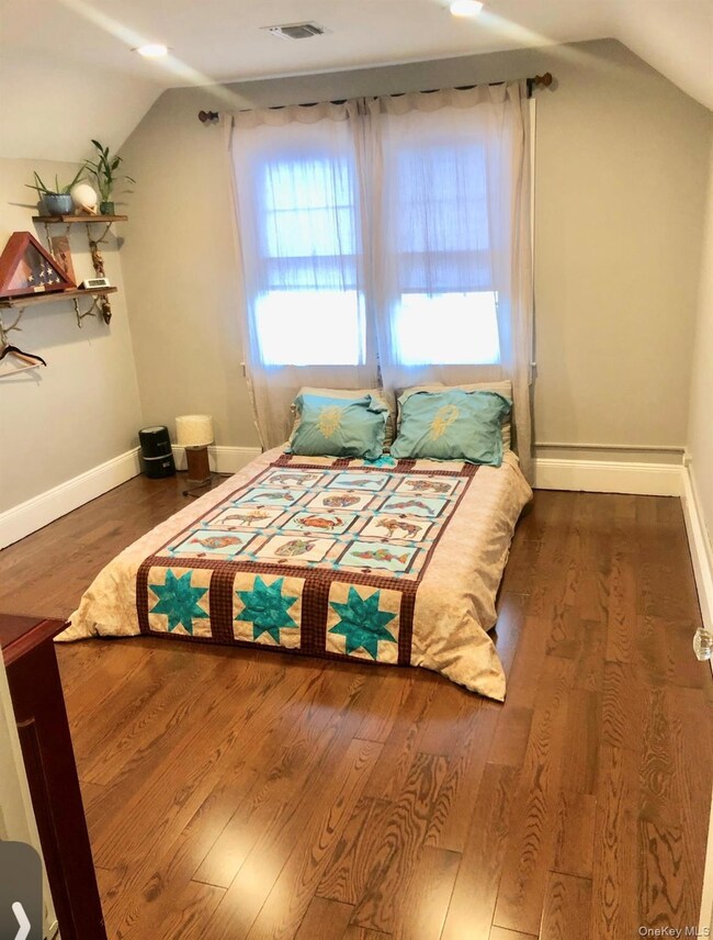 41 Lafayette Ave unit B, Westbury, NY 11590 - photo 6