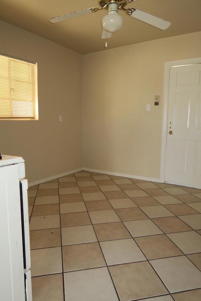 7318 Wilcox Dr, El Paso, TX 79915 - photo 7