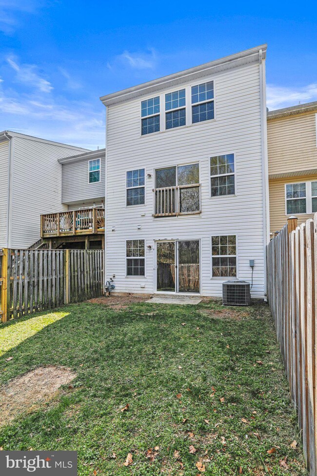 185 Scarboro Dr, Bunker Hill, WV 25413 - photo 3