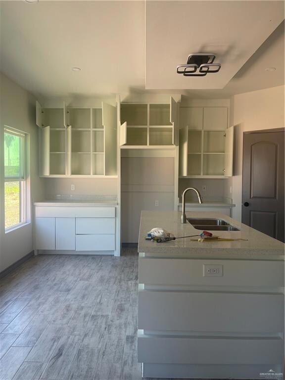 516 Tower Oak Dr, Alamo, TX 78516 - photo 4