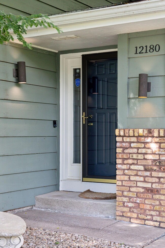 12180 62nd Place N, Maple Grove, MN 55369 - photo 2