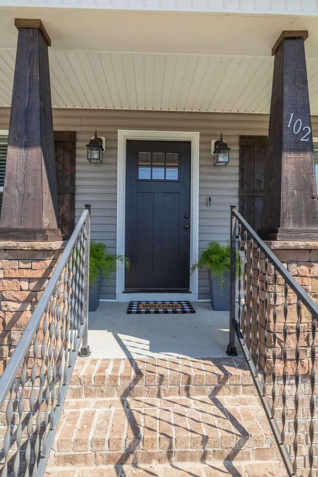 102 Lexington Cove Blvd, Shelbyville, TN 37160 - photo 4