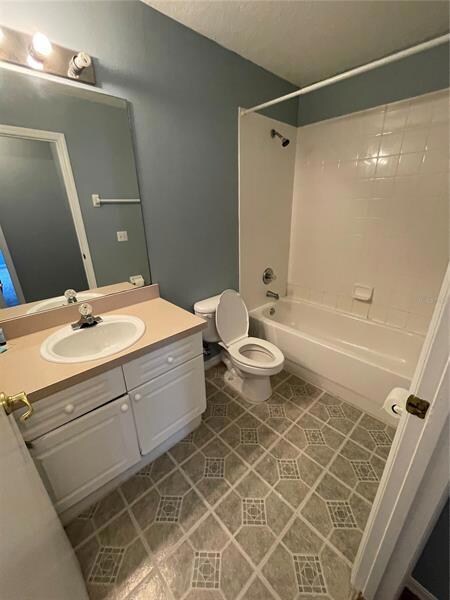 241 Caribbean Dr unit Studio, Davenport, FL 33897 - photo 4