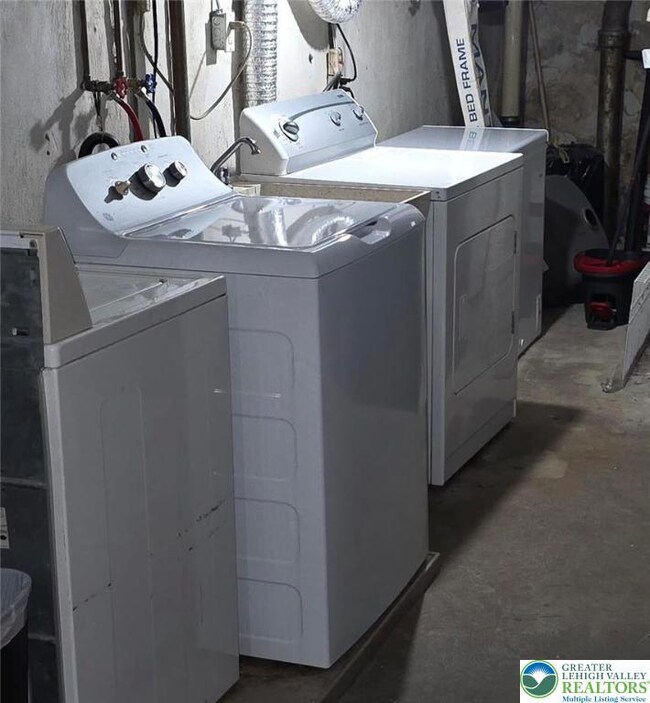 612 N 10th St, Allentown, PA 18102 - photo 6