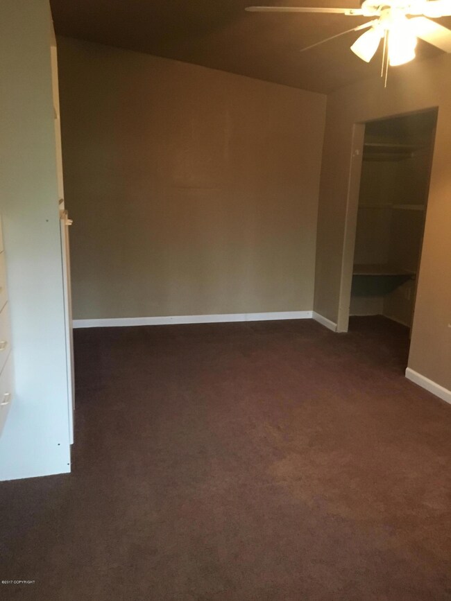 5830 E Columbus Way unit 9, Wasilla, AK 99654 - photo 7