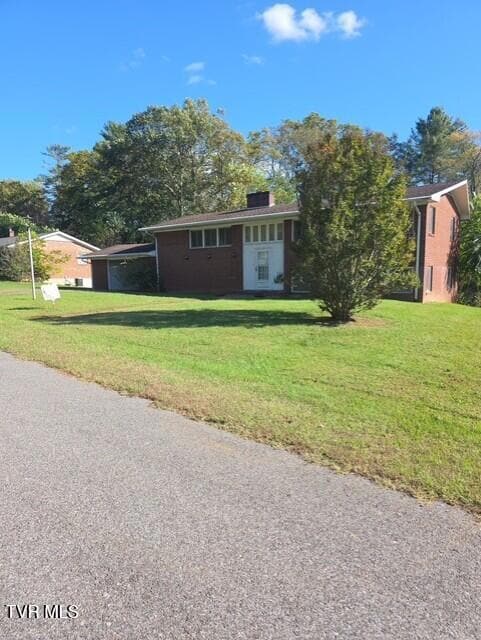 211 Carroll Dr, Fries, VA 24330 - photo 4